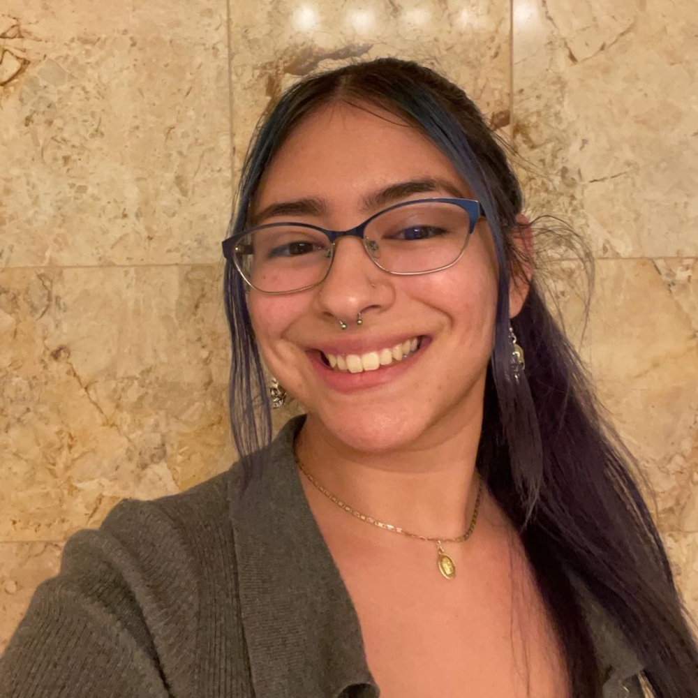 Meet your Posher, Jaqueline